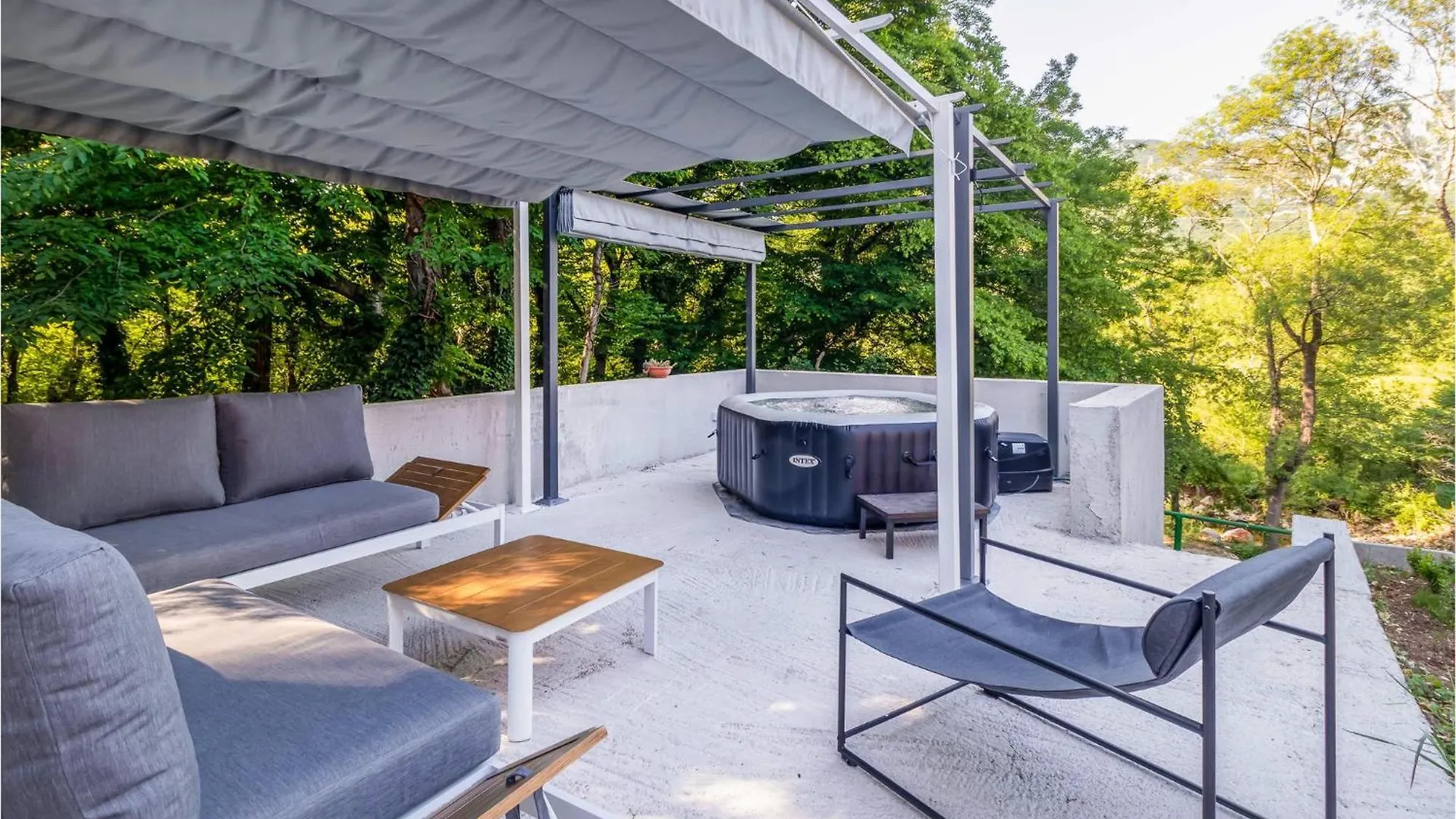 Beautiful Home In Crikvenica With Kitchen