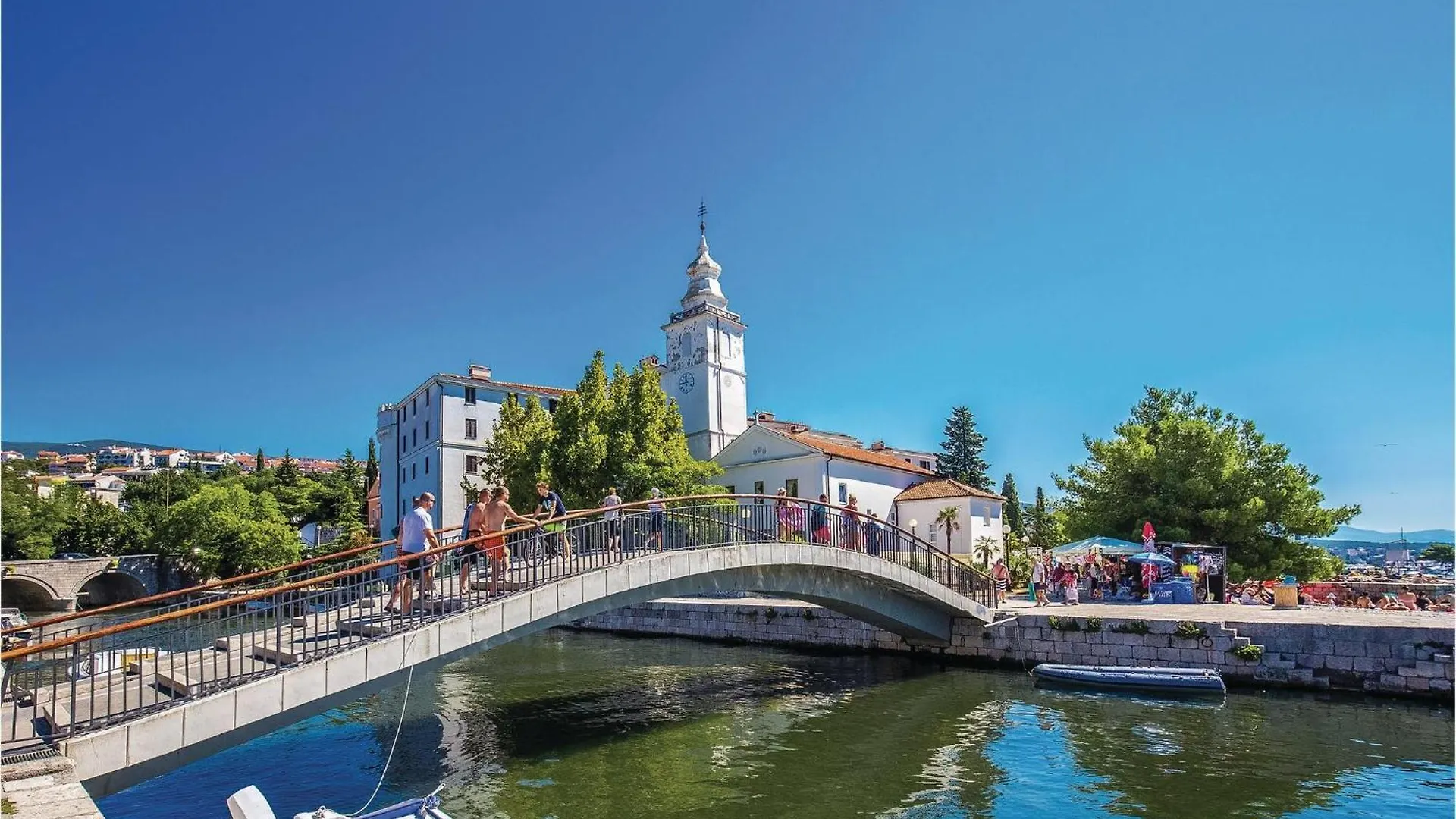 Beautiful Home In Crikvenica With Kitchen 克罗地亚
